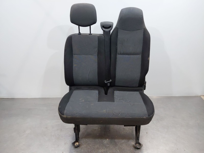 Recambio de asiento delantero derecho para nissan nv 400 l3h2 referencia OEM IAM   