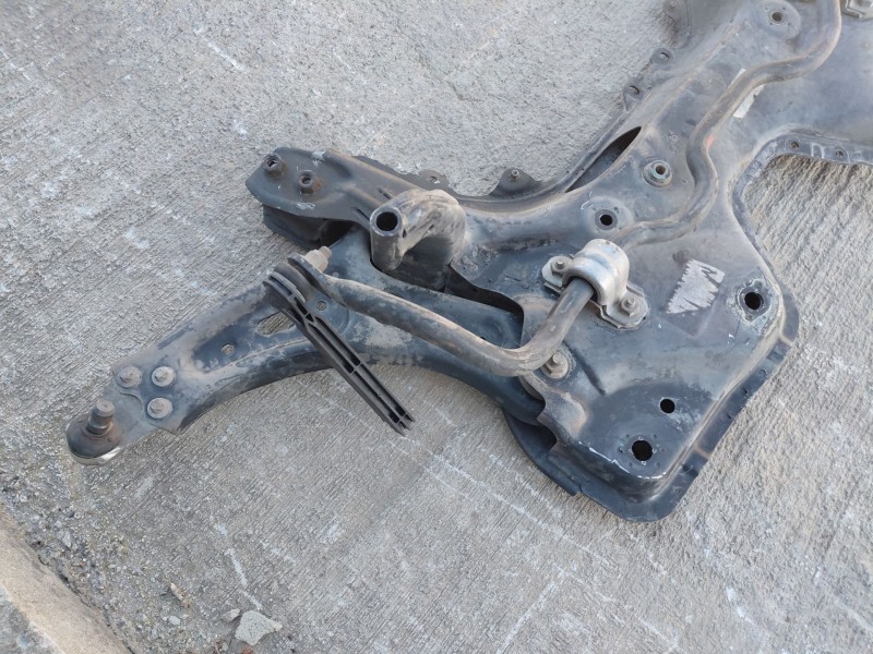 Recambio de puente delantero para jeep renegade suv referencia OEM IAM 52158076  