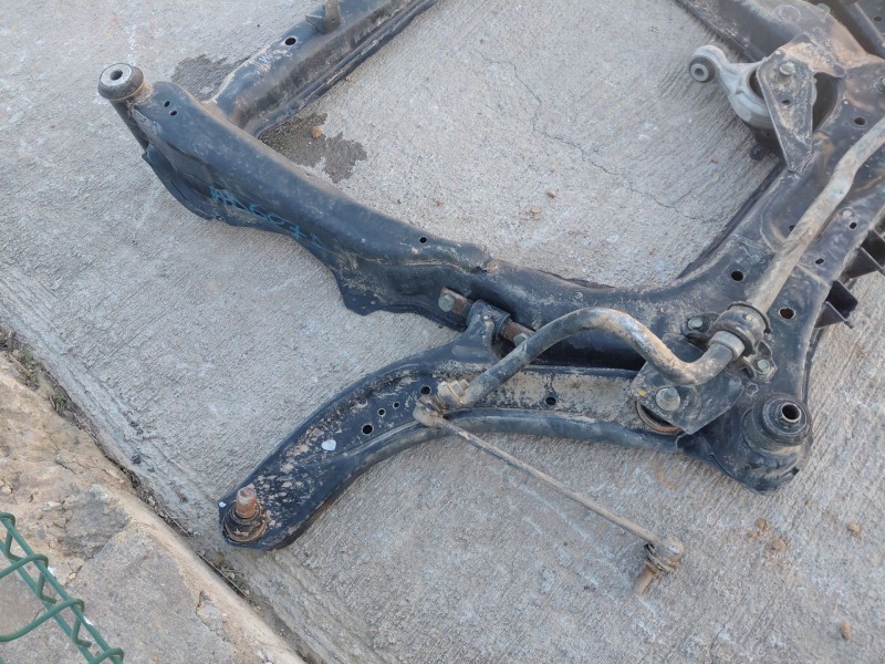 Recambio de puente delantero para nissan x-trail (t32) acenta referencia OEM IAM 544004BD5C  