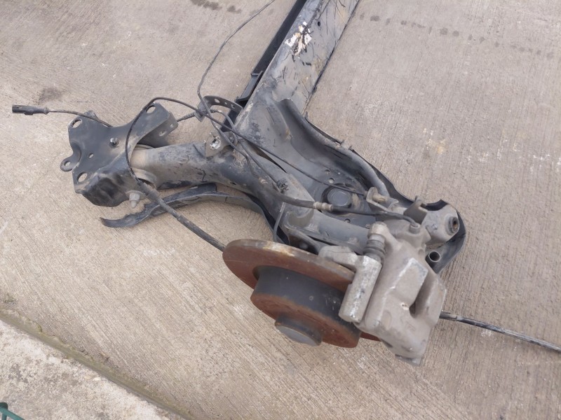 Recambio de puente trasero para renault fluence z.e. expression referencia OEM IAM 555014131R  