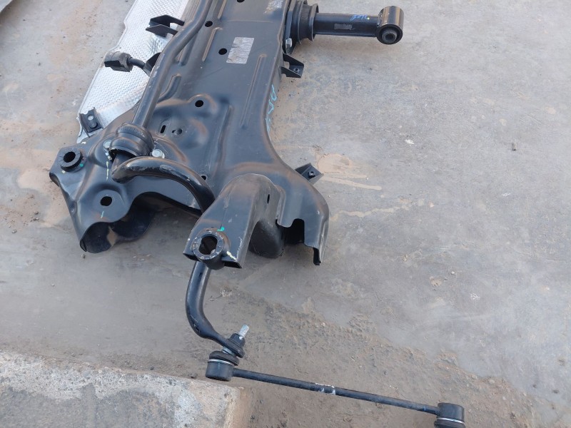 Recambio de puente delantero para hyundai bayon hybrid referencia OEM IAM 62400Q0000  