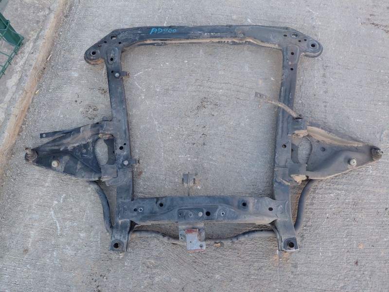 Recambio de puente delantero para dacia lodgy laureate referencia OEM IAM 544011591R  