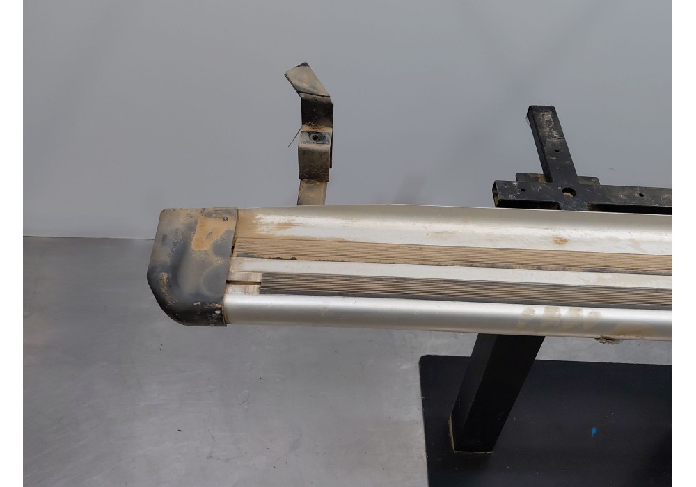 Recambio de estribo para toyota rav 4 ii (_a2_) 2.0 4wd (aca21, aca20) referencia OEM IAM   