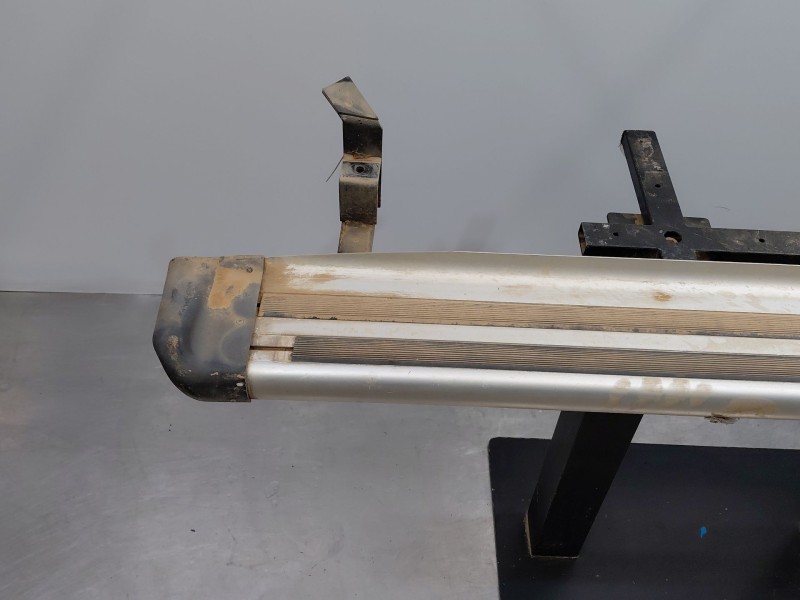 Recambio de estribo para toyota rav 4 ii (_a2_) 2.0 4wd (aca21, aca20) referencia OEM IAM   