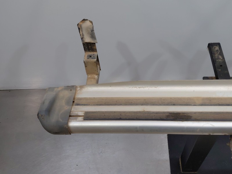 Recambio de estribo para toyota rav 4 ii (_a2_) 2.0 4wd (aca21, aca20) referencia OEM IAM   