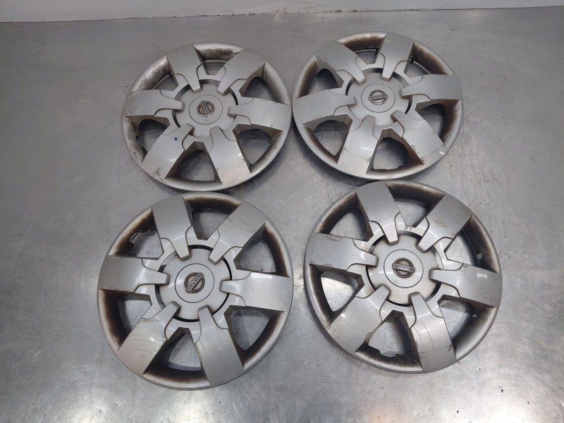 Recambio de tapacubos para nissan nv 400 l3h2 referencia OEM IAM   