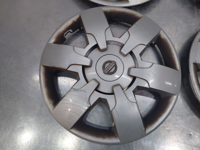Recambio de tapacubos para nissan nv 400 l3h2 referencia OEM IAM   