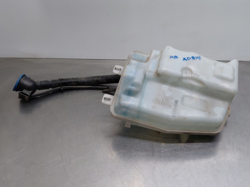 Recambio de deposito limpia para bmw serie 2 gran tourer (f46) van referencia OEM IAM   