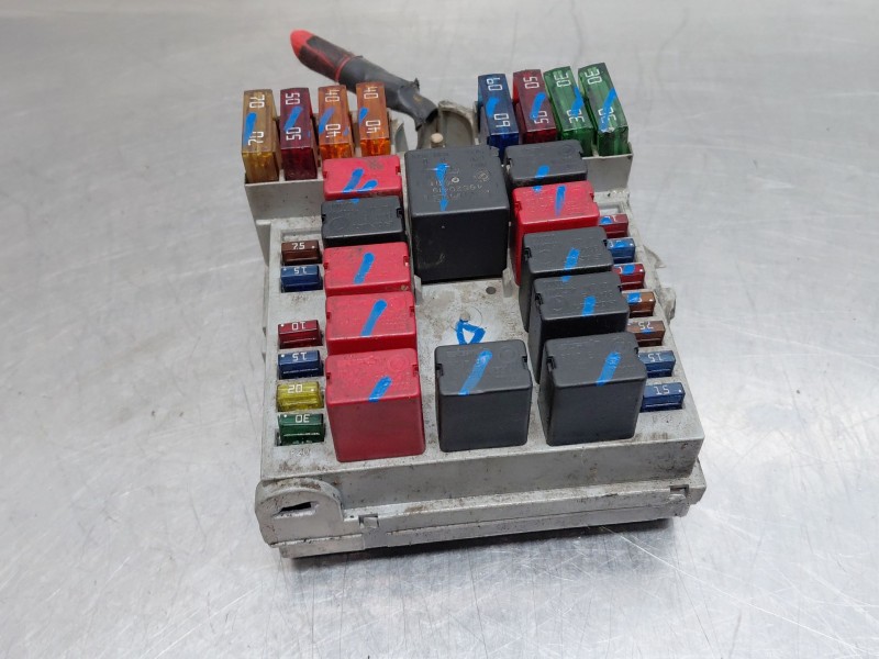 Recambio de caja reles / fusibles para fiat ducato caja/chasis (244_) 2.0 jtd referencia OEM IAM   