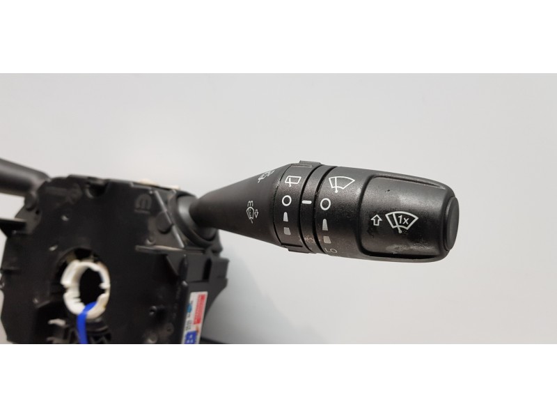 Recambio de mando limpia para jeep renegade limited 4x2 referencia OEM IAM 735750486 7357504860 