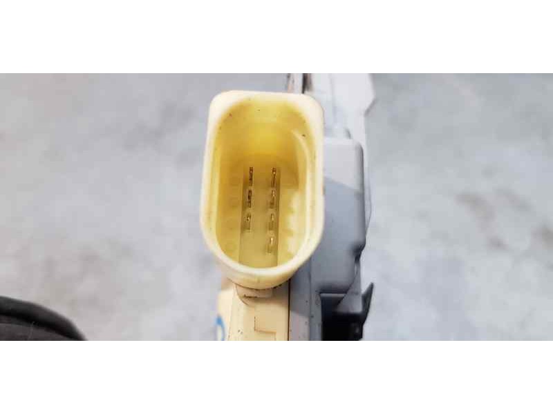 Recambio de cerradura puerta trasera derecha para volkswagen passat berlina (3c2) highline referencia OEM IAM 3C4839016A   Recambio de cerradura puerta trasera derecha para volkswagen passat berlina (3c2) highline referencia OEM IAM 3C4839016A