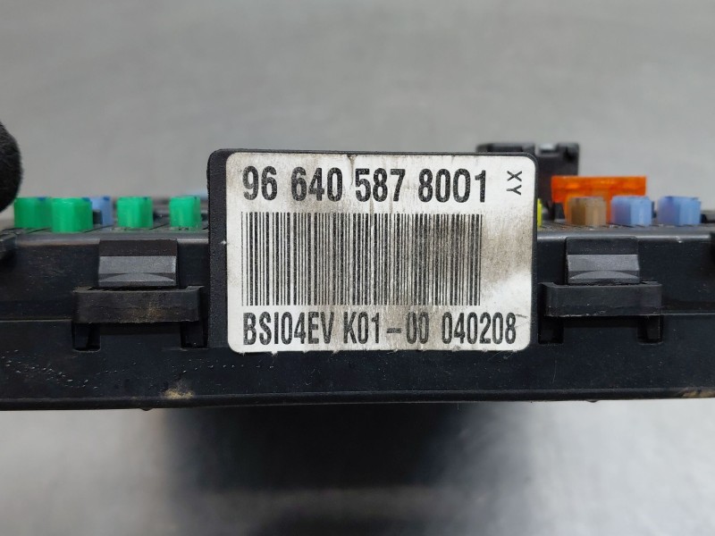 Recambio de caja reles / fusibles para citroën c4 picasso i monospace (ud_) 1.6 hdi referencia OEM IAM   