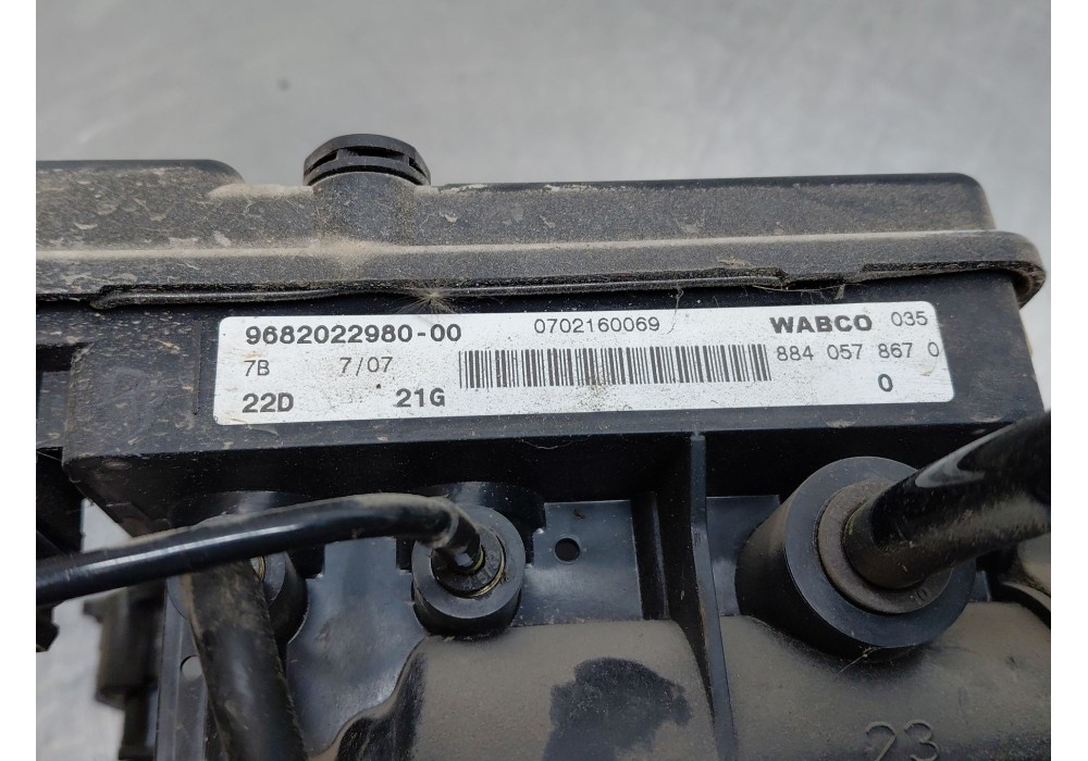Recambio de bomba suspension para citroën c4 grand picasso i (ua_) 2.0 hdi 138 referencia OEM IAM   