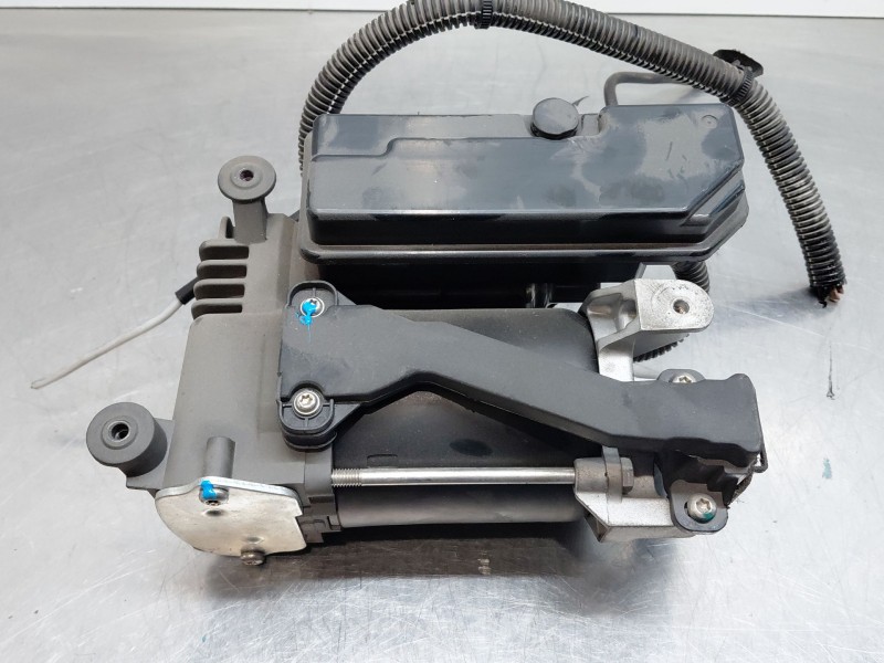 Recambio de bomba suspension para citroën c4 picasso i monospace (ud_) 1.6 hdi referencia OEM IAM   