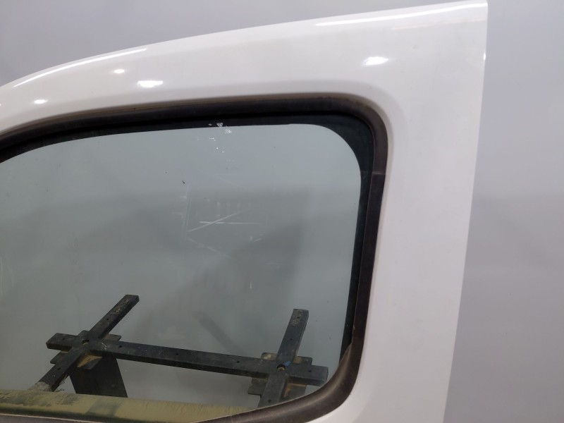Recambio de puerta delantera izquierda para peugeot rifter active pack referencia OEM IAM   