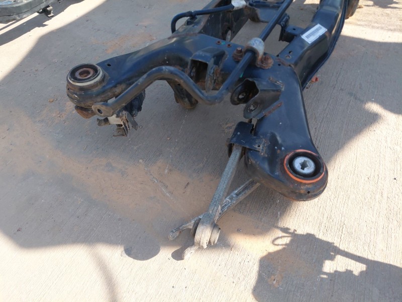 Recambio de puente trasero para maserati quattroporte granlusso referencia OEM IAM   