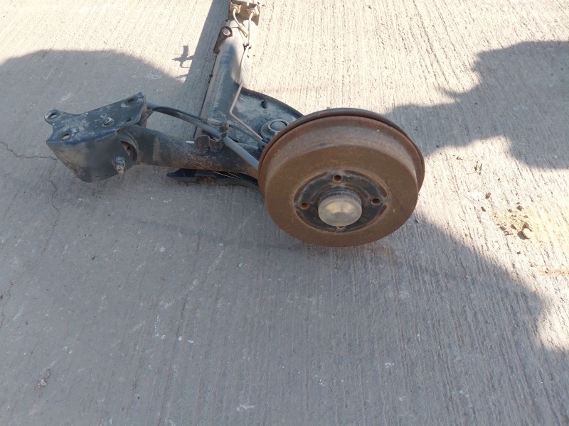 Recambio de puente trasero para dacia sandero ii (b8_) 1.5 dci referencia OEM IAM   