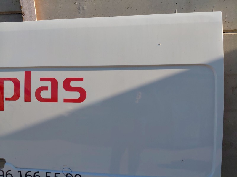 Recambio de puerta lateral corredera derecha para nissan nv 400 l3h2 referencia OEM IAM   