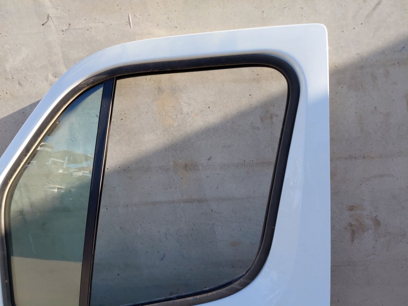 Recambio de puerta delantera izquierda para nissan nv 400 l3h2 referencia OEM IAM   