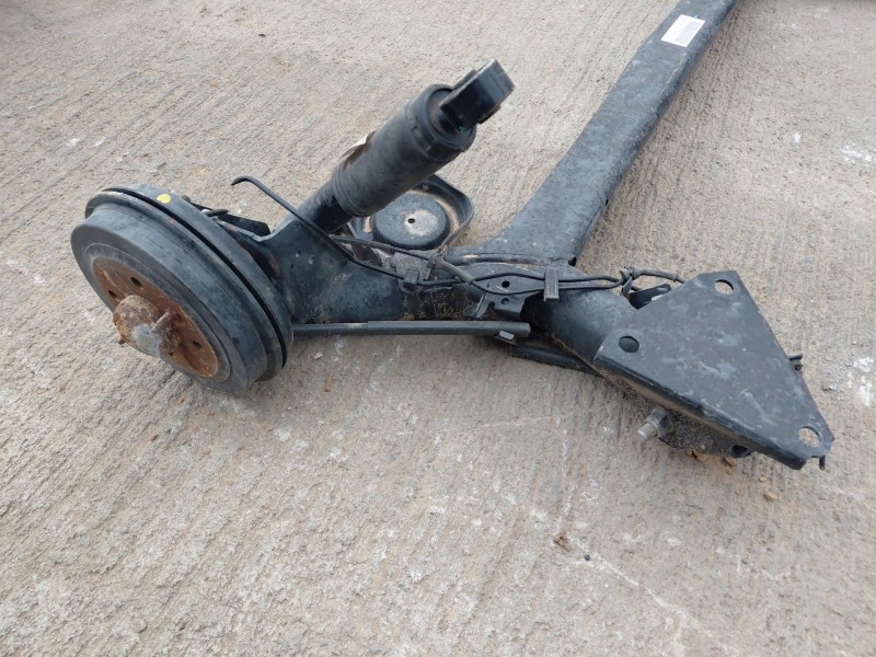 Recambio de puente trasero para fiat 500 (312_) 1.2 (312axa1a) referencia OEM IAM 51889557 518895550 