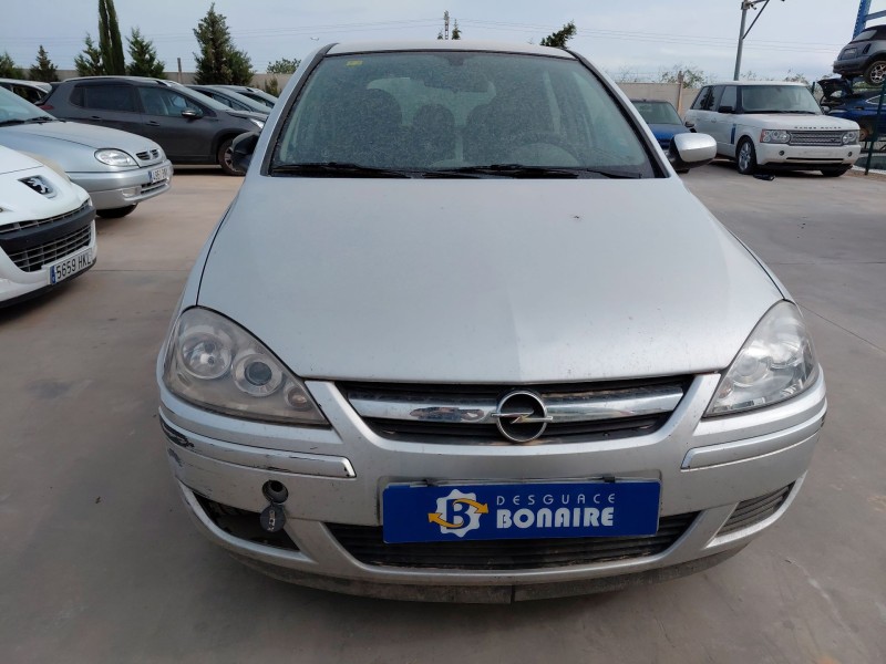 opel corsa c (x01) del año 2005