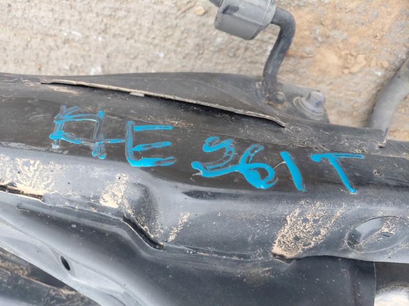 Recambio de puente trasero para toyota c-hr hybrid referencia OEM IAM 51206F4013  