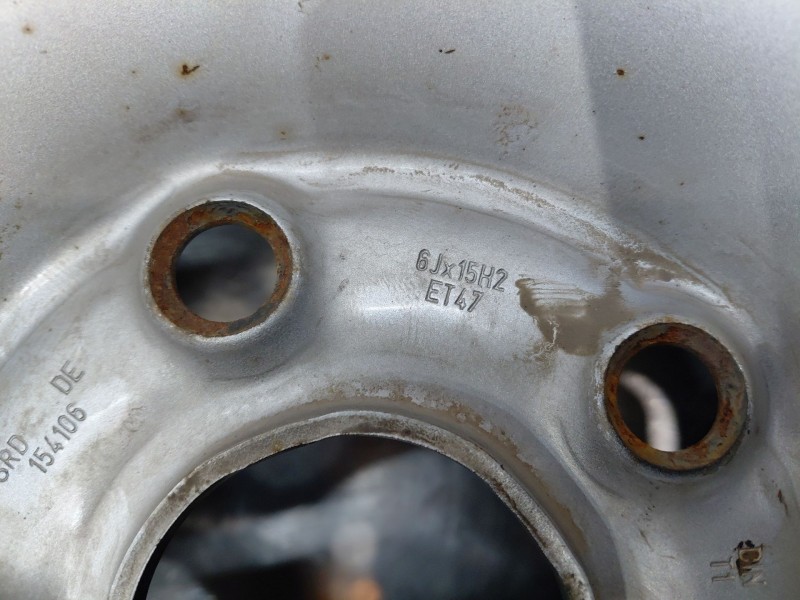 Recambio de llanta para volkswagen caddy furgón/kombi furgón bmt referencia OEM IAM 2K0601027B03C  