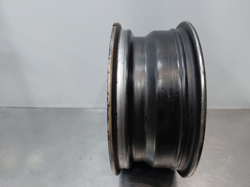 Recambio de llanta para volkswagen caddy furgón/kombi furgón bmt referencia OEM IAM 2K0601027B03C  