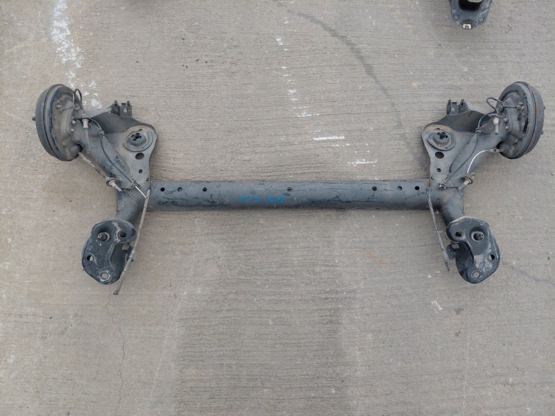 Recambio de puente trasero para ford fiesta vi (cb1, ccn) 1.6 tdci referencia OEM IAM 1805867  