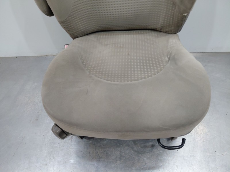 Recambio de asiento delantero izquierdo para citroën xsara picasso (n68) 1.6 hdi referencia OEM IAM 8850SA  