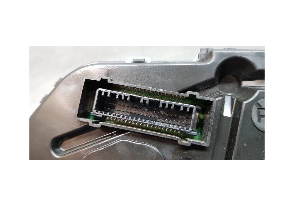 Recambio de cuadro instrumentos para kia sportage basic 2wd referencia OEM IAM 94043F1562  