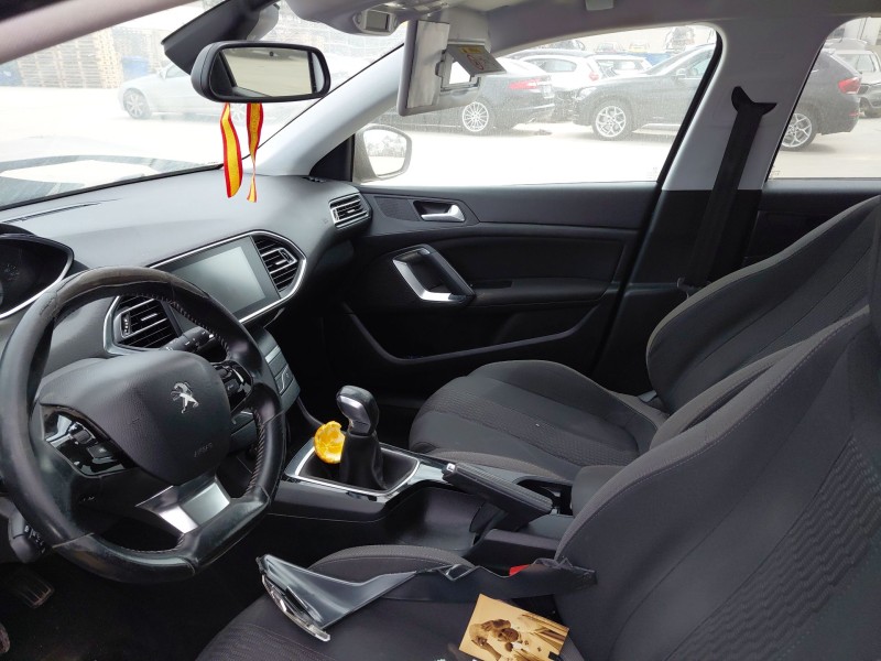 peugeot 308 ii (lb_, lp_, lw_, lh_, l3_) del año 2016