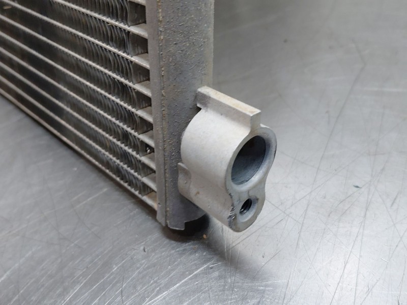 Recambio de condensador / radiador aire acondicionado para renault master iii furgón referencia OEM IAM 921007845R  