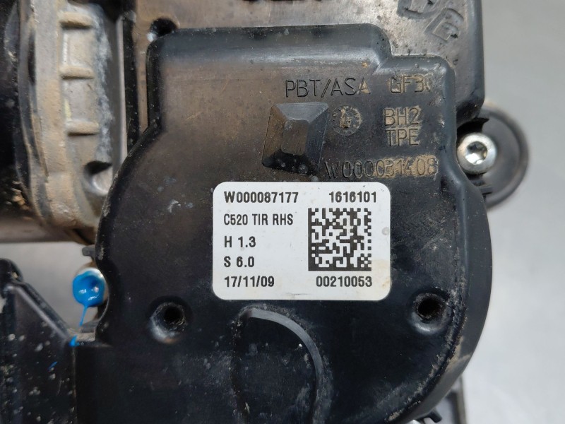 Recambio de motor limpia delantero para ford kuga (cbs) ecoboost referencia OEM IAM 2081243 cv4417504ag 