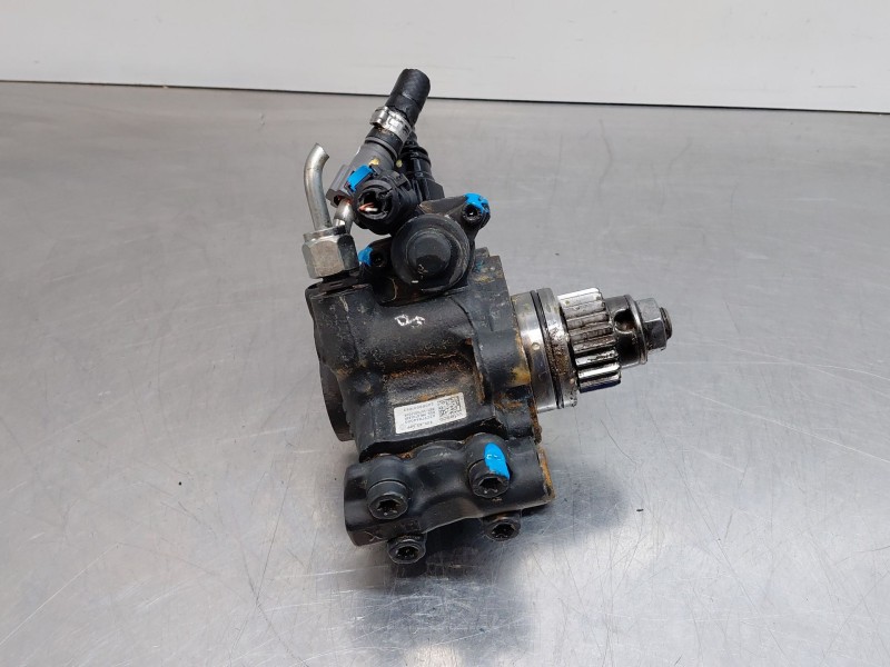 Recambio de bomba inyeccion para renault master iii furgón referencia OEM IAM 167001930R  