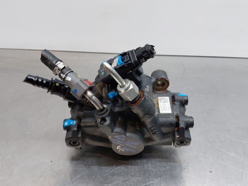 Recambio de bomba inyeccion para renault master iii furgón referencia OEM IAM 167001930R  