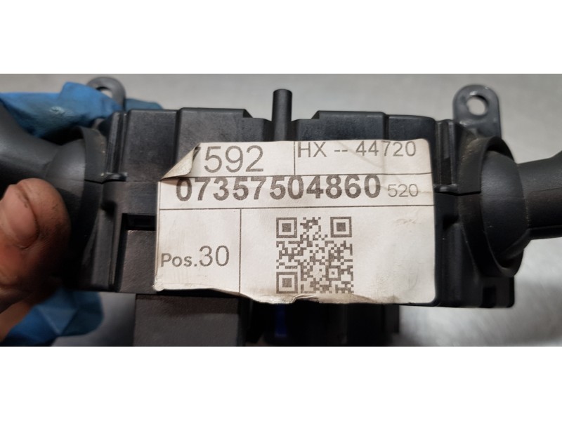 Recambio de mando limpia para jeep renegade limited 4x2 referencia OEM IAM 735750486 7357504860 