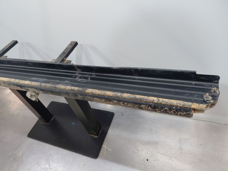 Recambio de faldon lateral para nissan navara pick-up (np300) 4x4 referencia OEM IAM   