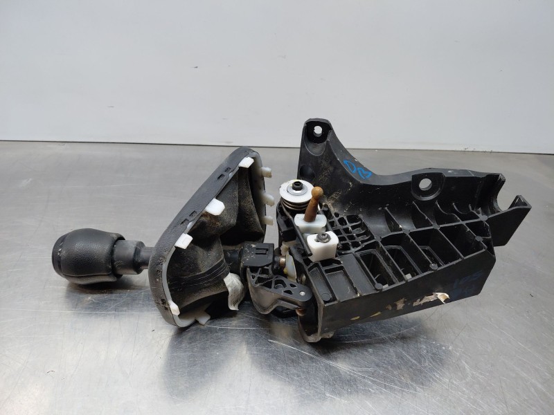 Recambio de palanca cambio para renault master iii furgón referencia OEM IAM 349013165R  
