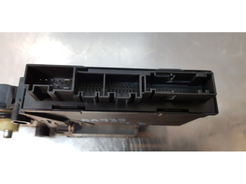 Recambio de motor elevalunas trasero derecho para volkswagen touareg (7la) tdi r5 referencia OEM IAM 7L0959794  