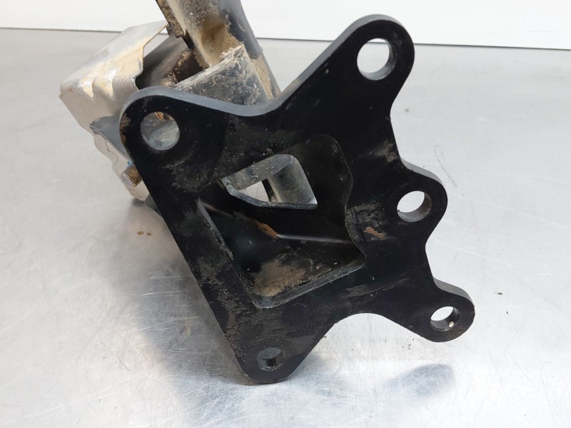 Recambio de soporte motor derecho para nissan navara pick-up (np300) 4x4 referencia OEM IAM   