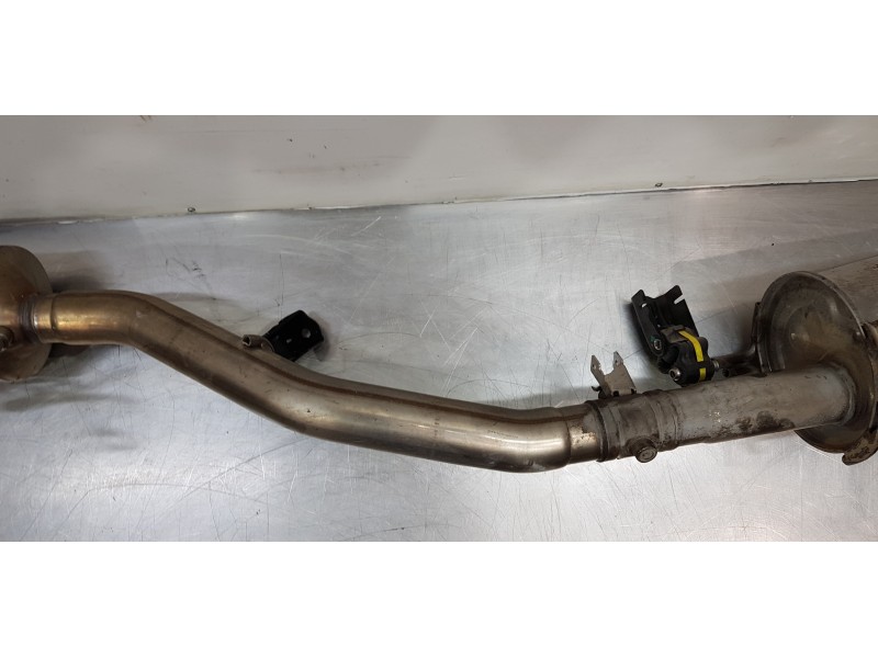 Recambio de tubo escape completo para nissan primastar cerrada referencia OEM IAM 2001000Q3E  
