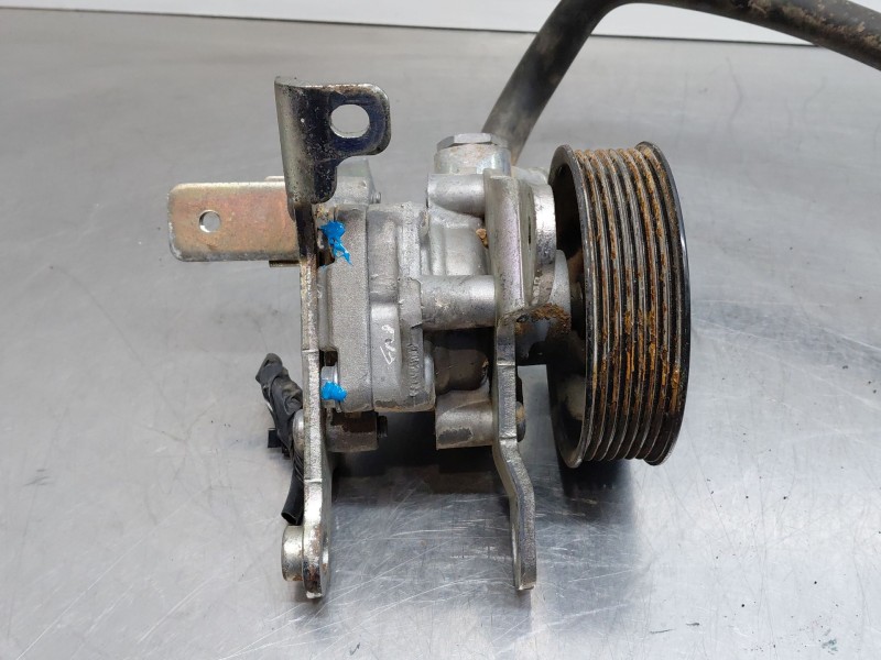 Recambio de bomba direccion para nissan navara pick-up (np300) 4x4 referencia OEM IAM 491105XA0B  