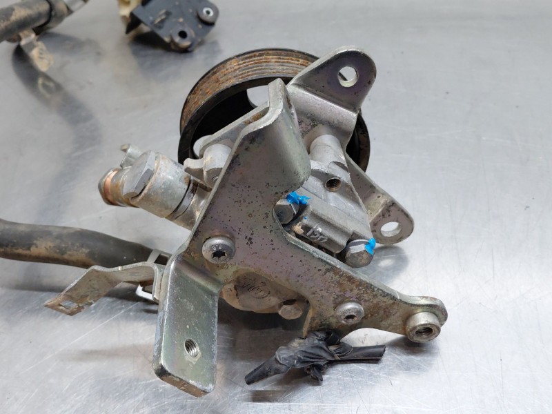 Recambio de bomba direccion para nissan navara pick-up (np300) 4x4 referencia OEM IAM 491105XA0B  