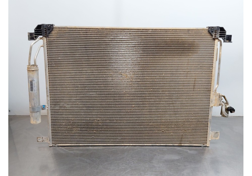 Recambio de condensador / radiador aire acondicionado para nissan navara pick-up (np300) 4x4 referencia OEM IAM 921005JU0A  