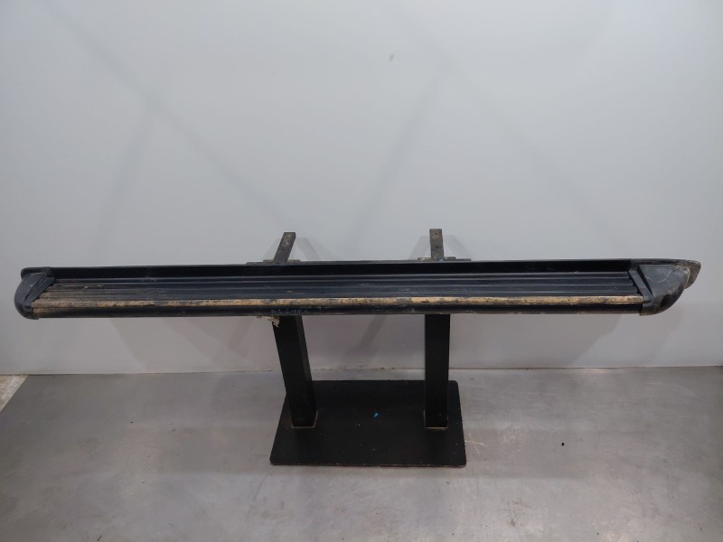 Recambio de faldon lateral para nissan navara pick-up (np300) 4x4 referencia OEM IAM 961005JZ0C  