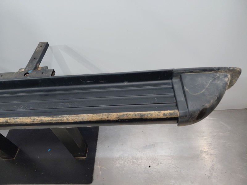 Recambio de faldon lateral para nissan navara pick-up (np300) 4x4 referencia OEM IAM 961005JZ0C  