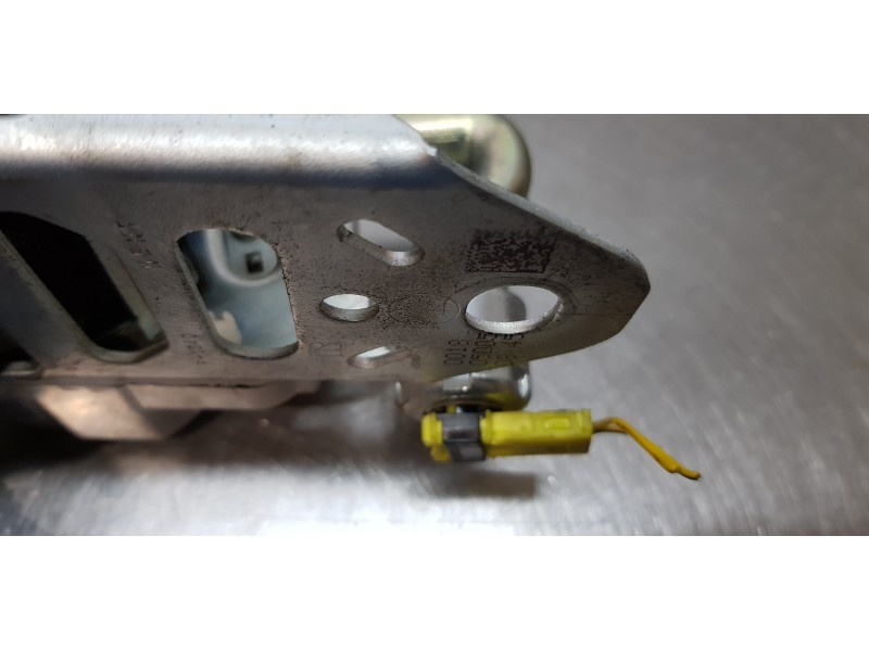 Recambio de cinturon seguridad delantero derecho para toyota rav 4 (a3) sol referencia OEM IAM 7Q1410P   Recambio de cinturon seguridad delantero derecho para toyota rav 4 (a3) sol referencia OEM IAM 7Q1410P