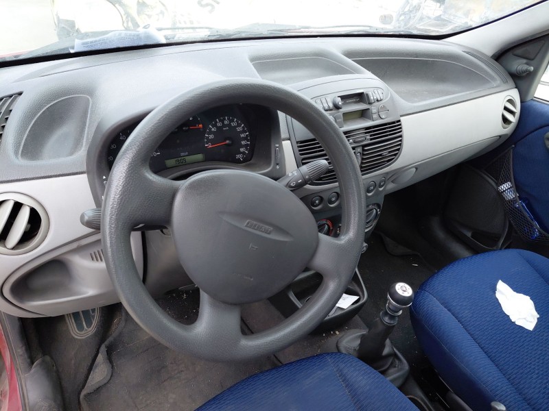 fiat punto (188_) del año 2000