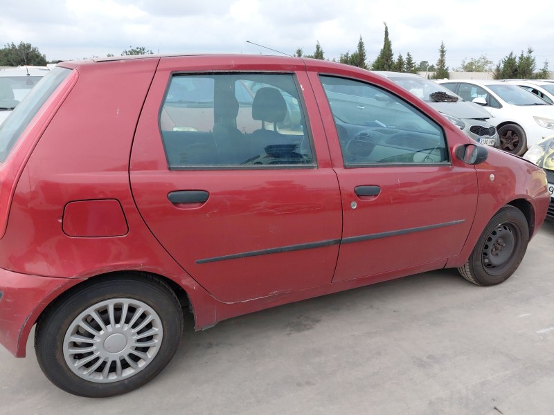 fiat punto (188_) del año 2000